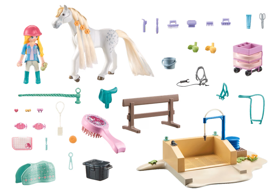 Washing Station with Isabella and Lioness