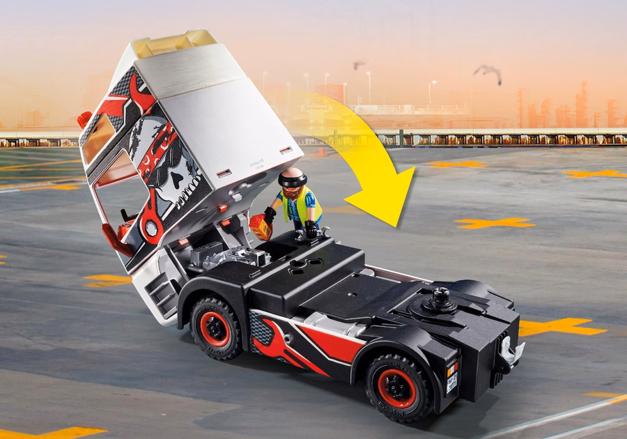 Truck with Cargo Container